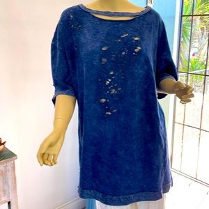 Nw partial tag distressed Maronie top from anthropology